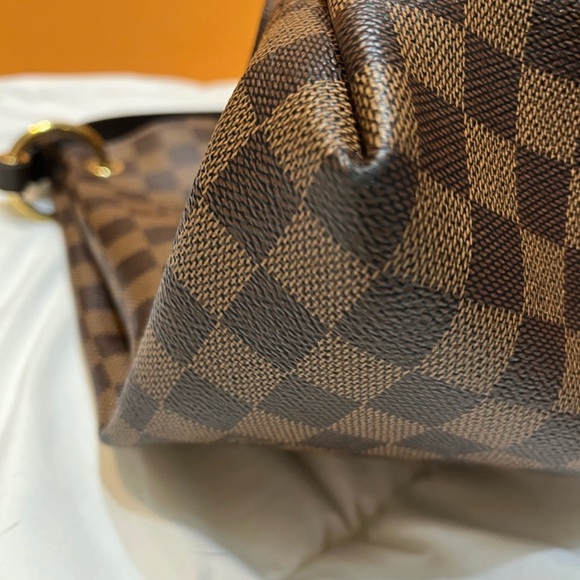 Louis Vuitton Graceful MM - Picture 9 of 15
